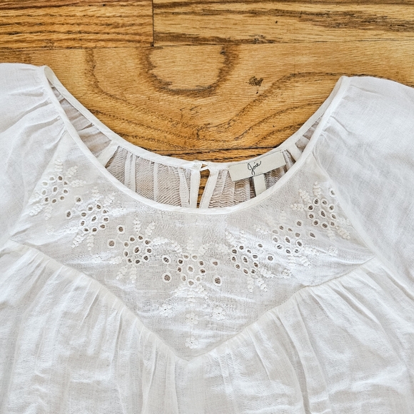 Joie Size S $150 100% Ramie Blouse Lace Details Pure White Excellent Condition - Picture 4 of 9